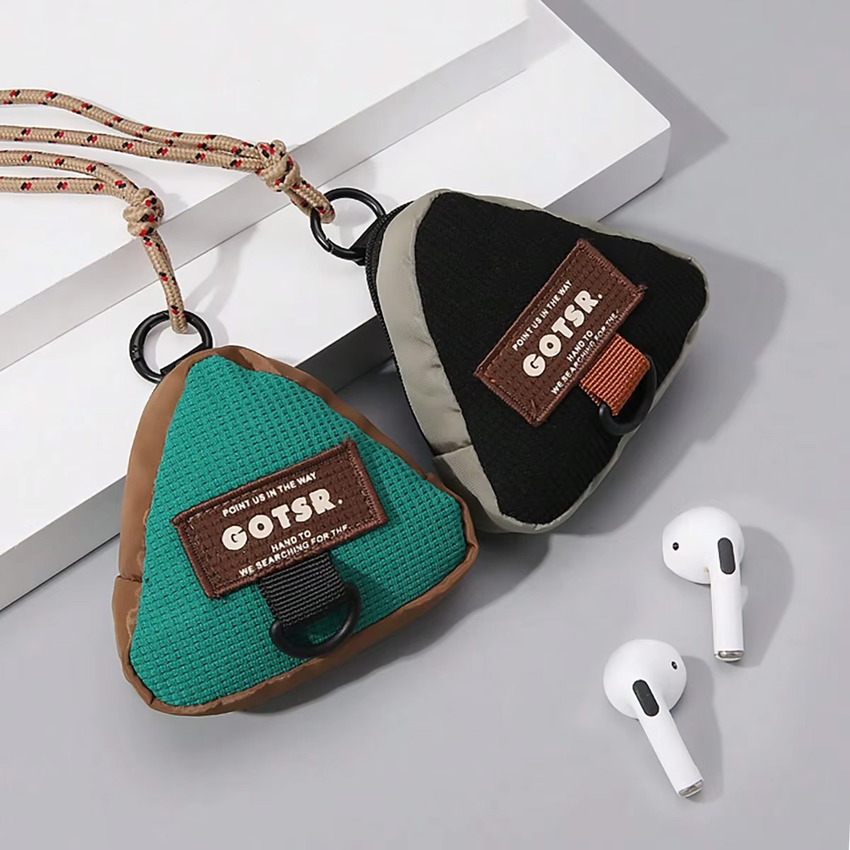 1 шт. портативная мини-треугол – обзор и цена Travel Accessories Jewelry